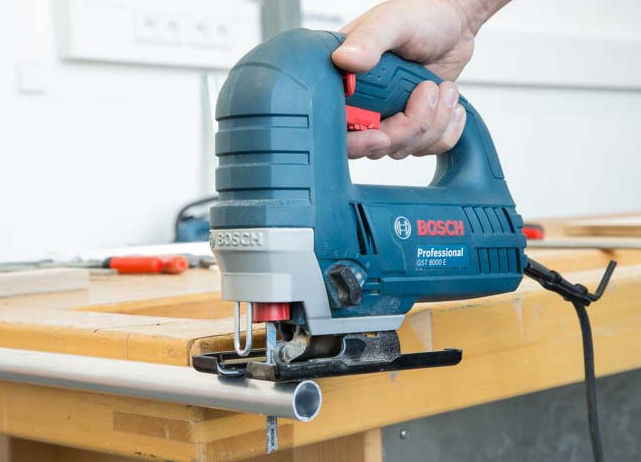 Bosch GST 8000 E Уран хөрөө